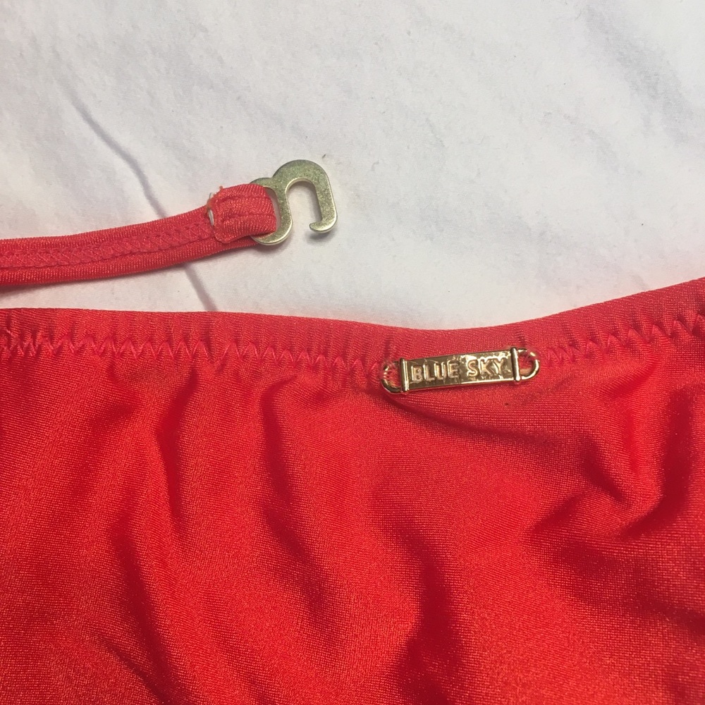 Bikini - Picture 7 of 7
